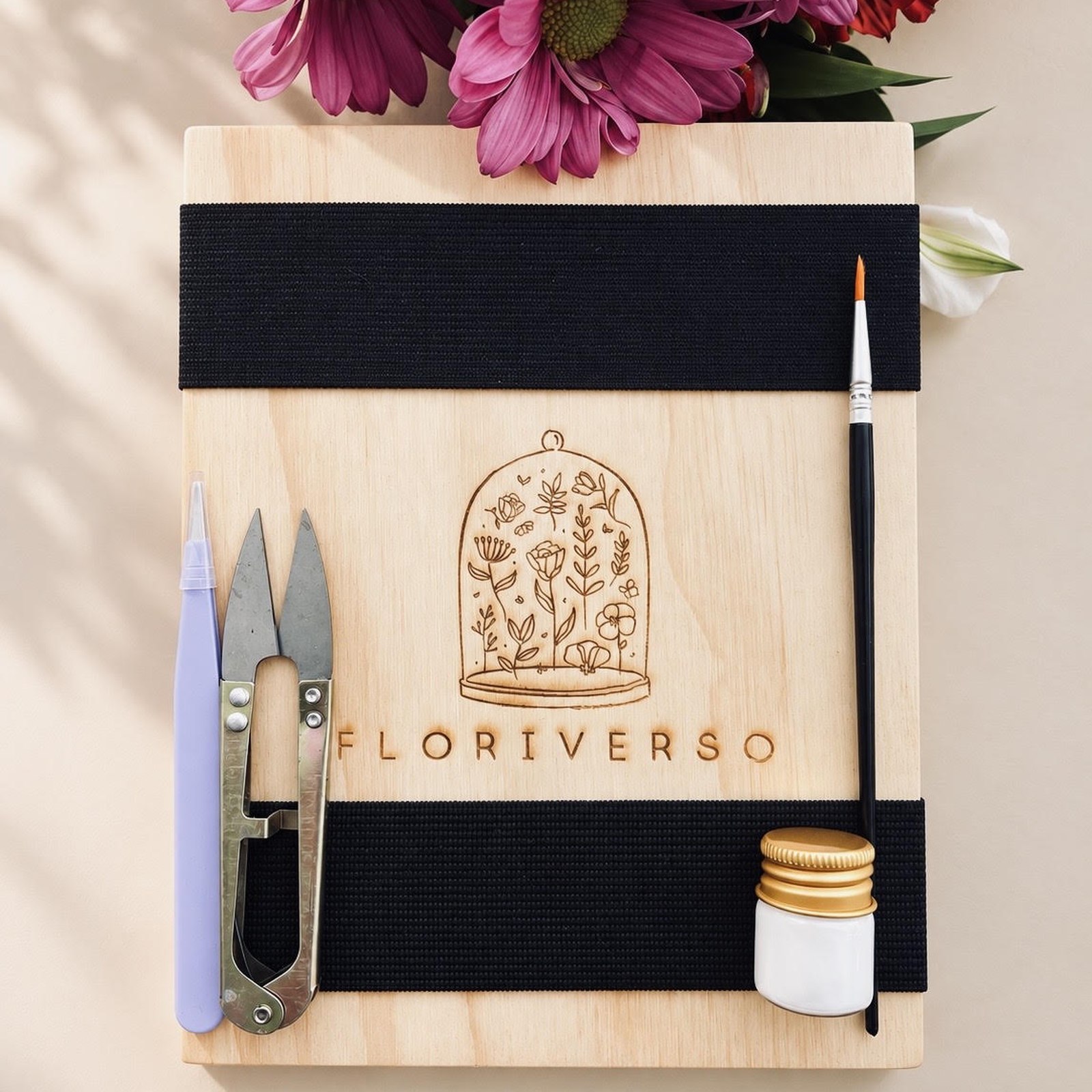 Kit de prensado Floriverso con prensa, pinzas, tijeras, pincel y pegamento